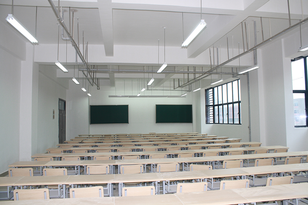 貴州大學
